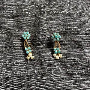 Turquoise and pearl gold earings